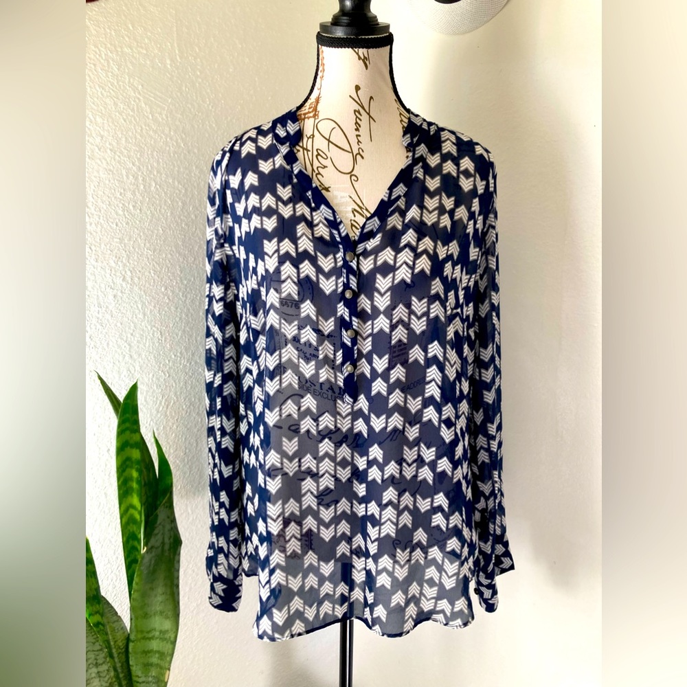 a.n.a A New Approach chevron print Navy & white SZ: L